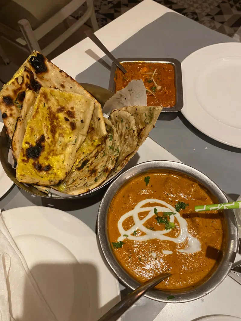 Famous butter chicken