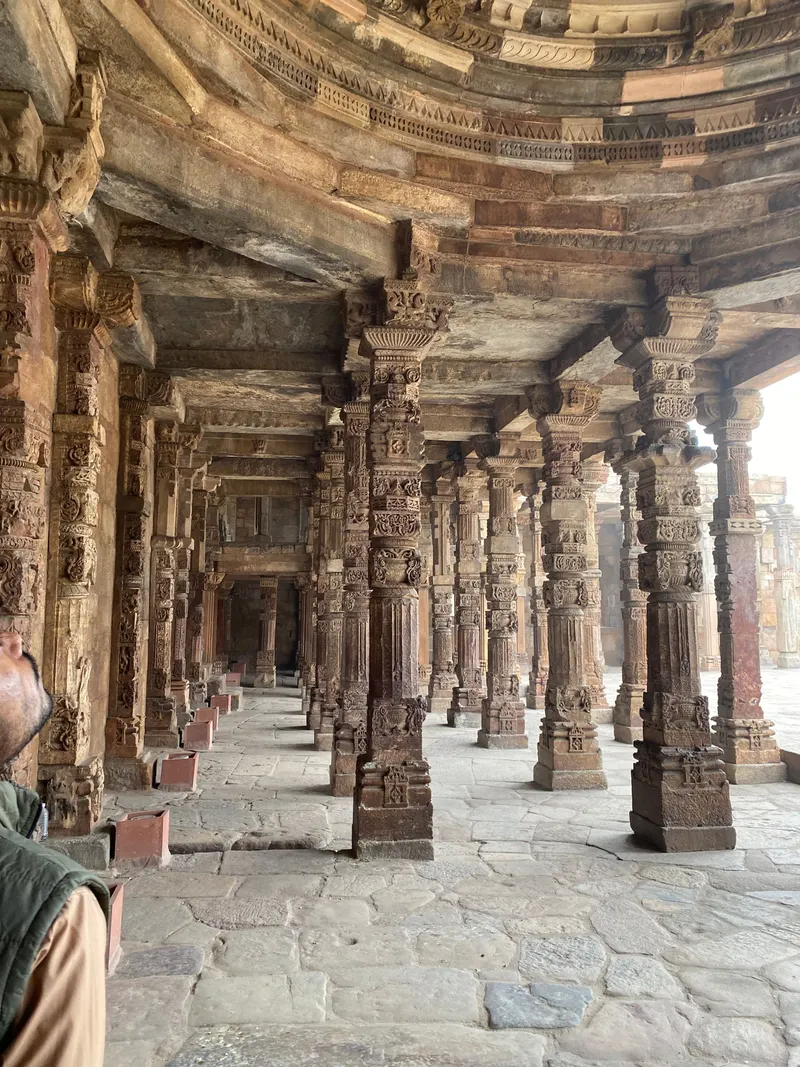 Qutub Minar columns