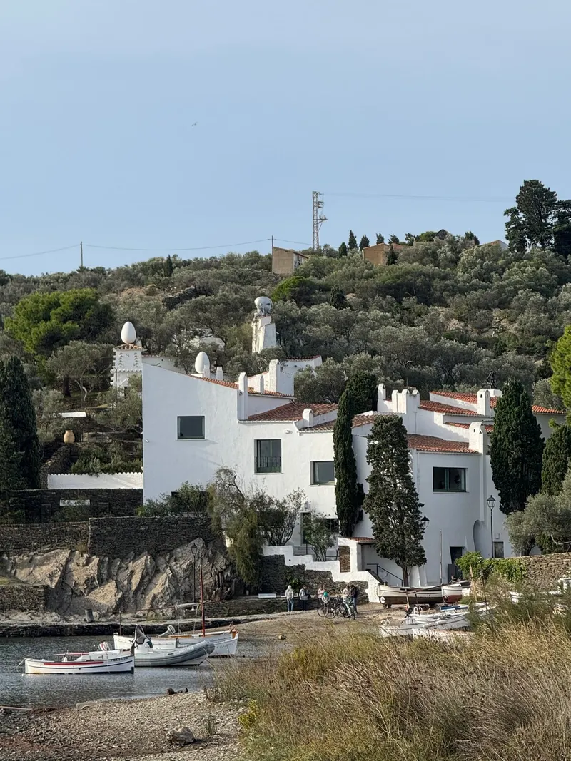 Giant eggs on the roof of Dalí's house in Portlligat