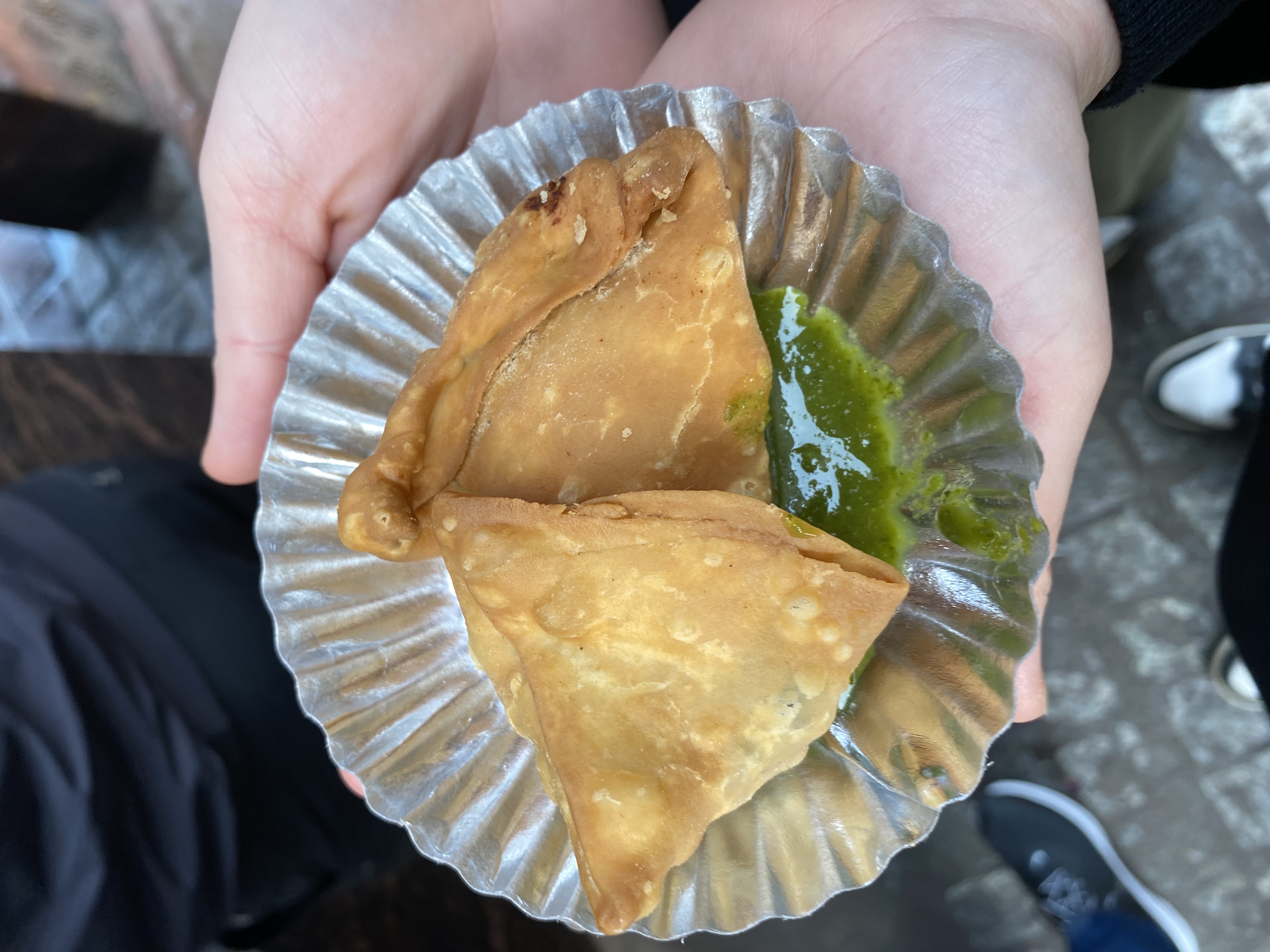 Street food samosas